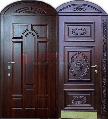 Стильная железная арочная дверь с декоративным элементом ДА-24 в Раменском
