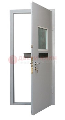Белая металлическая дверь в кассу ДКС-1 в Раменском