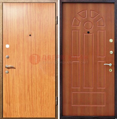 Светлая железная дверь с ламинатом МДФ внутри ДЛ-15 в Раменском