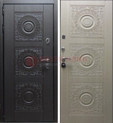Темная стальная дверь с МДФ ДМ-161 для коттеджа в Раменском
