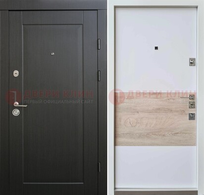 Черная металлическая дверь с белой МДФ внутри ДМ-230 в Раменском