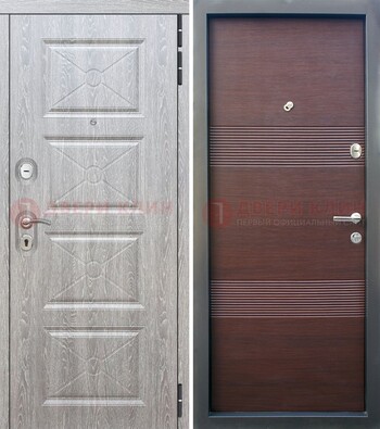 Серая филенчатая входная дверь МДФДМ-252 в Раменском