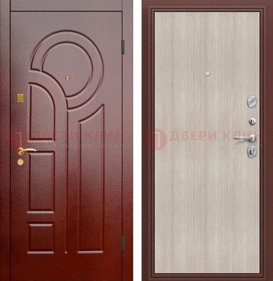 Красная металлическая дверь с МДФ панелями ДМ-368 в Сергиевом Посаде