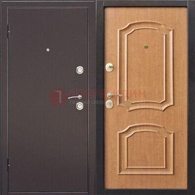Темная железная дверь с порошковым покрытием ДП-10 в Хотьково