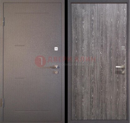 Серая металлическая дверь с порошковым напылением ДП-148 в Раменском