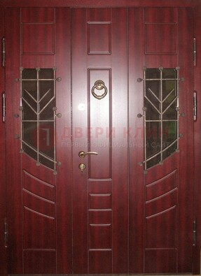 Парадная дверь со вставками из стекла и ковки ДПР-34 в загородный дом в Раменском
