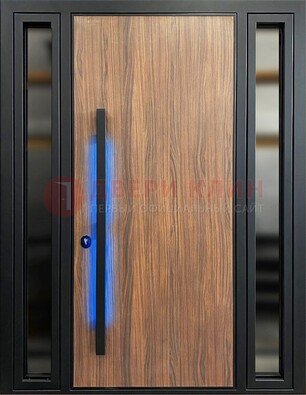 Коричневая металлическая дверь со стеклом ДС-69 в Раменском