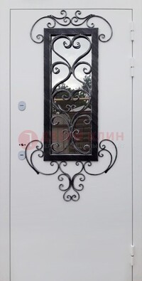 Белая уличная дверь Порошок со стеклом и ковкой ДСК-222 в Раменском