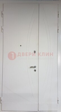 Белая тамбурная дверь ДТМ-31 в Раменском