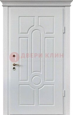 Белая уличная дверь с виноритом для дома ДВТ-247 в Раменском