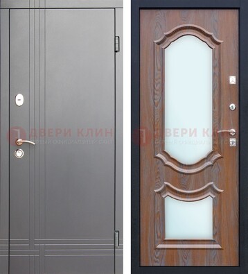 Серая входная дверь со светлой МДФ и зеркалами внутри ДЗ-77 в Раменском
