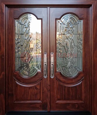 Классическая железная дверь с массивом дуба для входа ВЖ-23 в Раменском